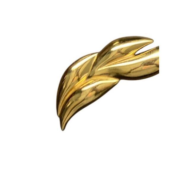 Vintage Givenchy Gold Tone Leaf Brooch Pin Large Modernist Wave Runway 80s - Picture 6 of 9